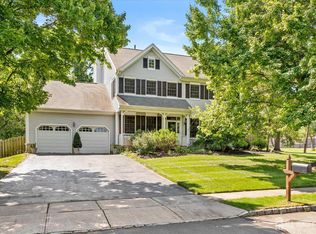 2 Foxhill Run, Monmouth Junction, NJ 08852