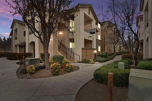 1360 Shady Ln #2 Photo 1