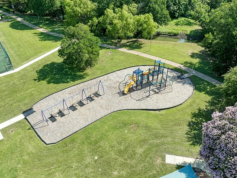 2022 Balsam Way — Photo 38