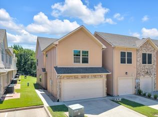 1523 Cozy Dr, Fort Worth, TX 76120