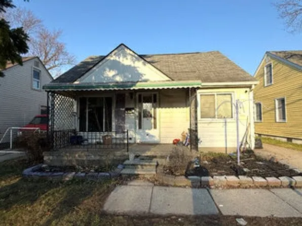 24883 Dale Ave, Eastpointe, MI 48021