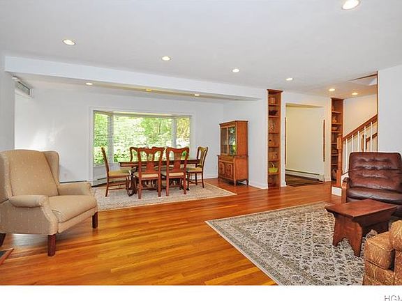 5th image of 75 Choate Ln