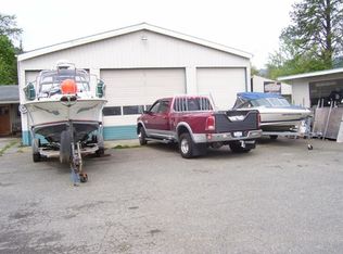 111 Mathews Ln, Brinnon, WA 98320
