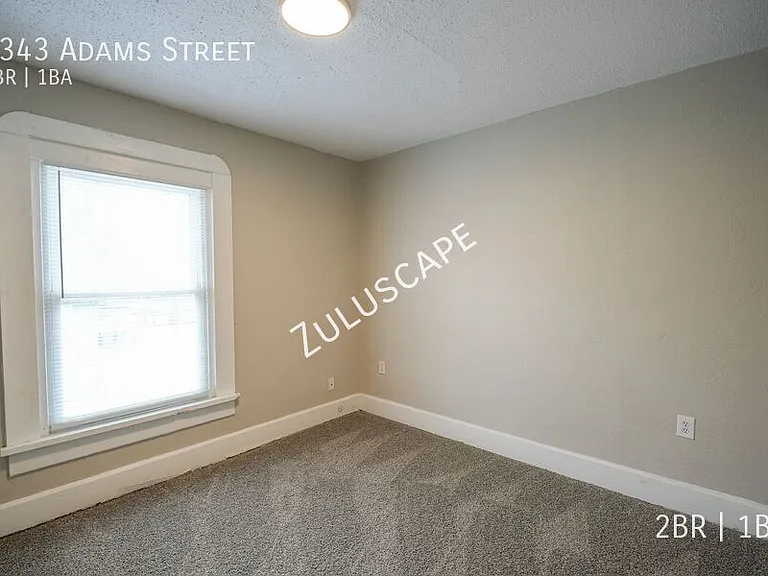 2343 Adams St — Photo 11