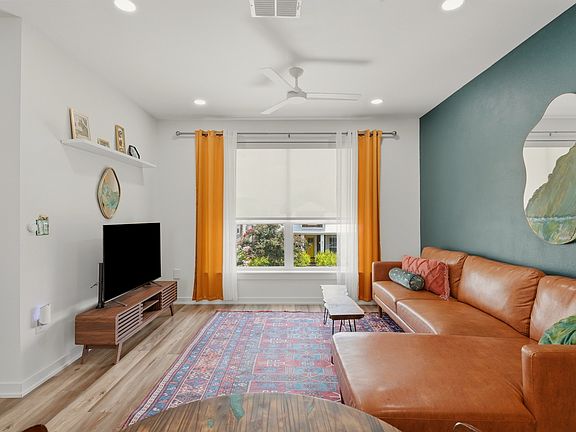 5th image of 653 Stadtbach St # 6