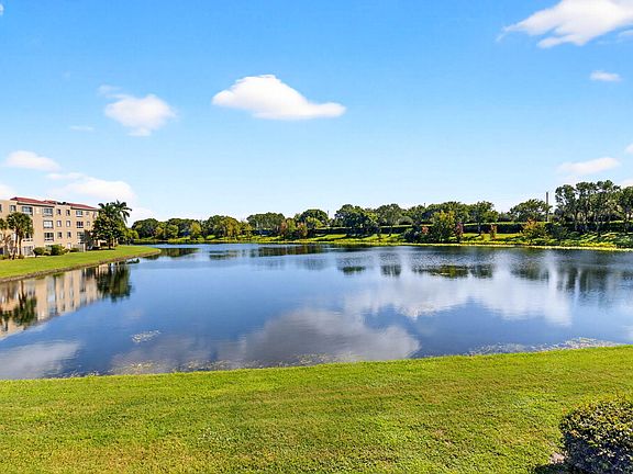 3rd image of 5842 CRYSTAL SHORES Drive #205