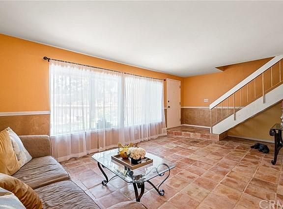 3rd image of 655 Driftwood Ln