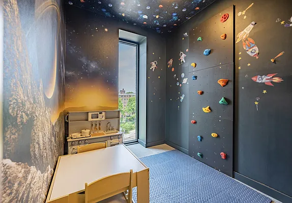 Rented by Nest Seekers International | media 8