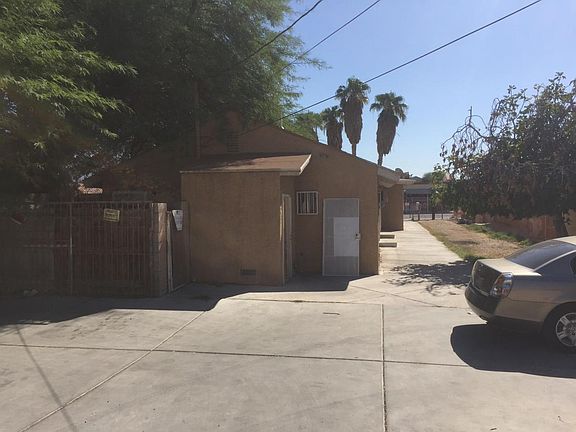 3rd image of 308 N Maryland Pkwy APT 2