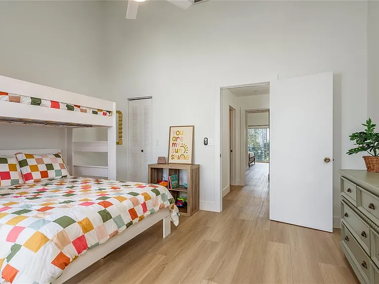 320 Island Way #209 — Photo 31