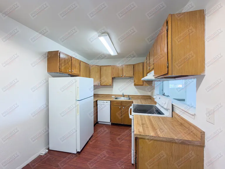 1106 Church Ave — Photo 18