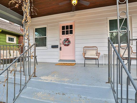 3rd image of 2741 Lawndale Ave