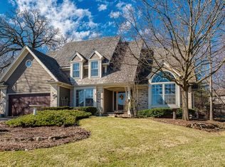 1364 New London Ct, Carol Stream, IL 60188