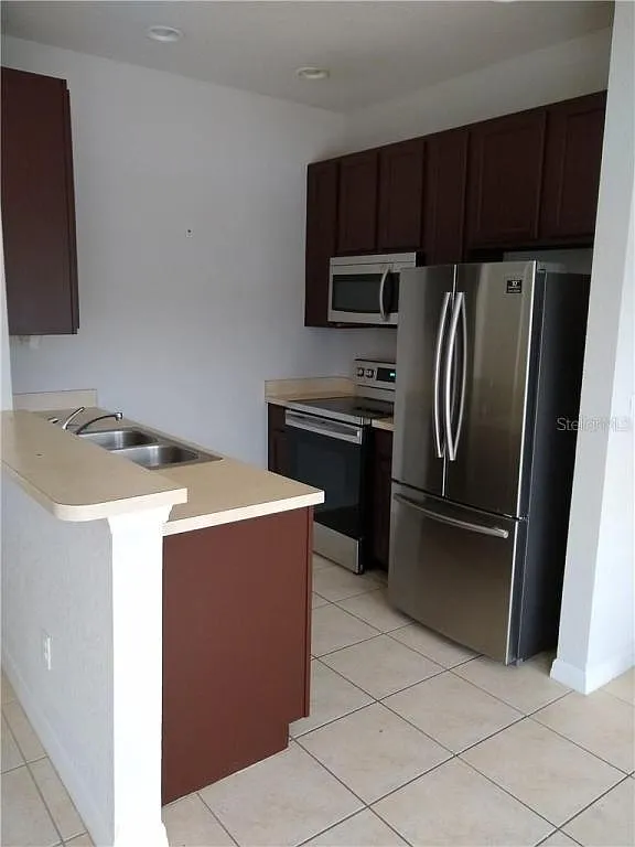 2431 Caravelle Circle — Photo 4