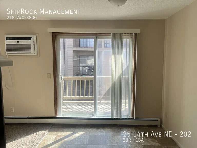 25 14th Ave NE #202 — Photo 3