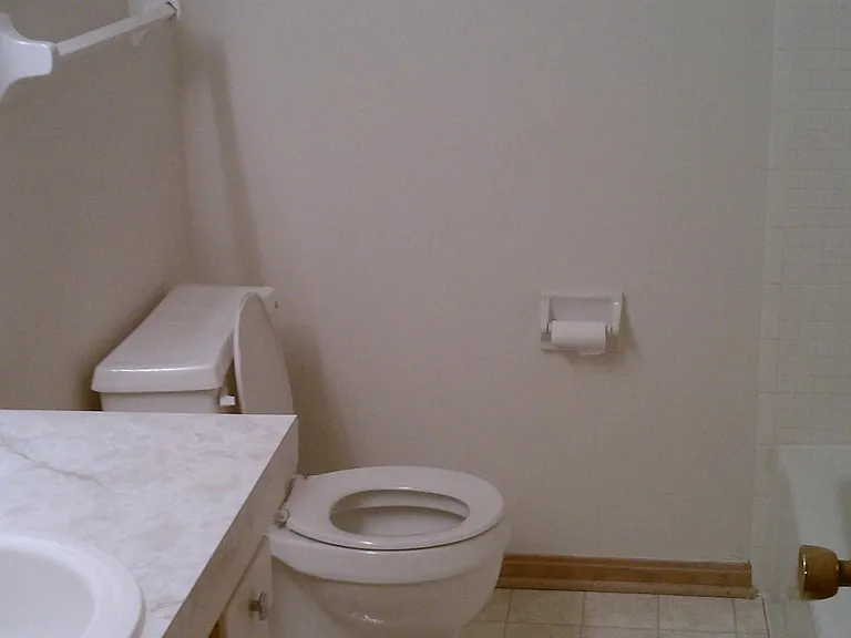 2919 Treeside St NW #B — Photo 3
