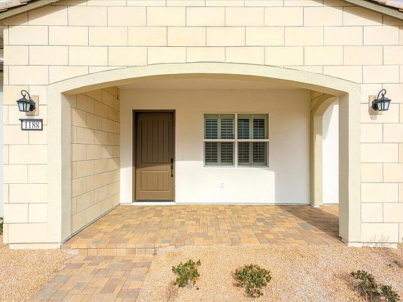 4th image of 1188 W Blushing Camellia Ln