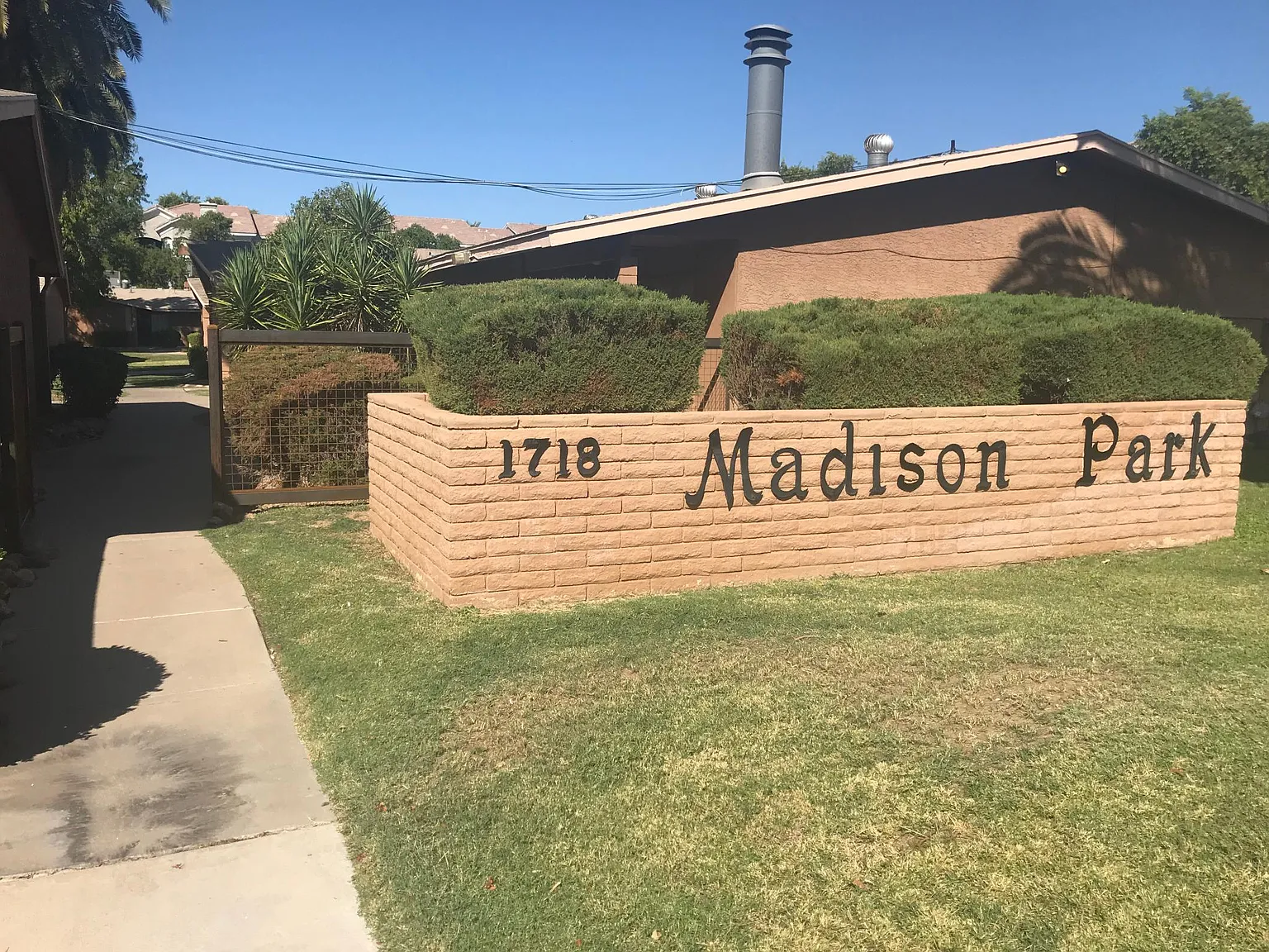 E Campbell Ave, Phoenix — Photo 1