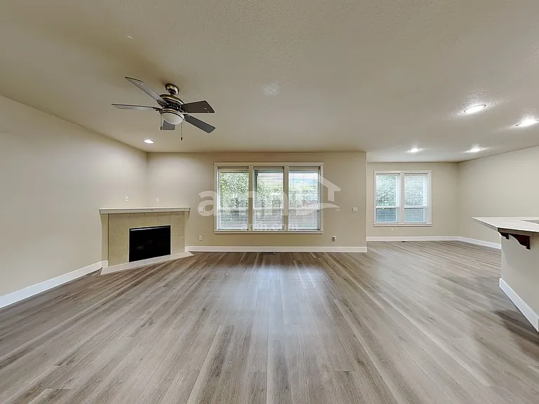 11508 NW 29th Ct — Photo 6