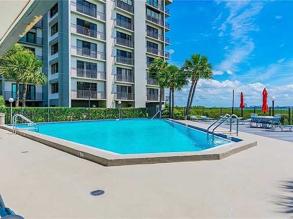 4th image of 1501 Gulf Blvd APT 307