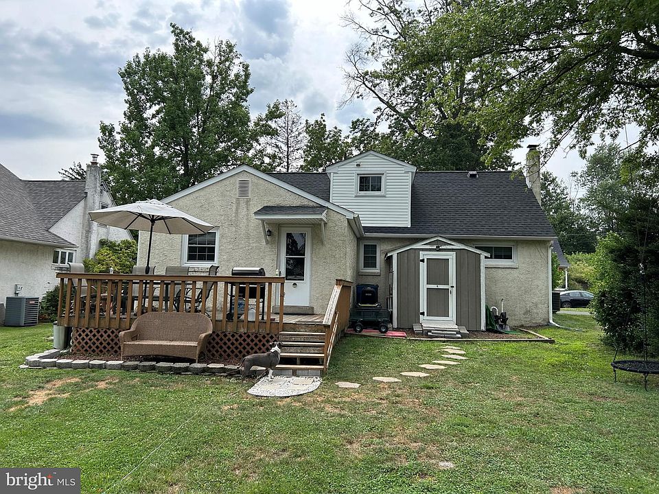 2nd image of 229 Pennbrook Ave