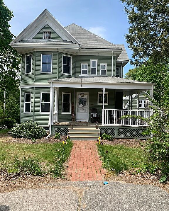 2nd image of 35 Cottage St