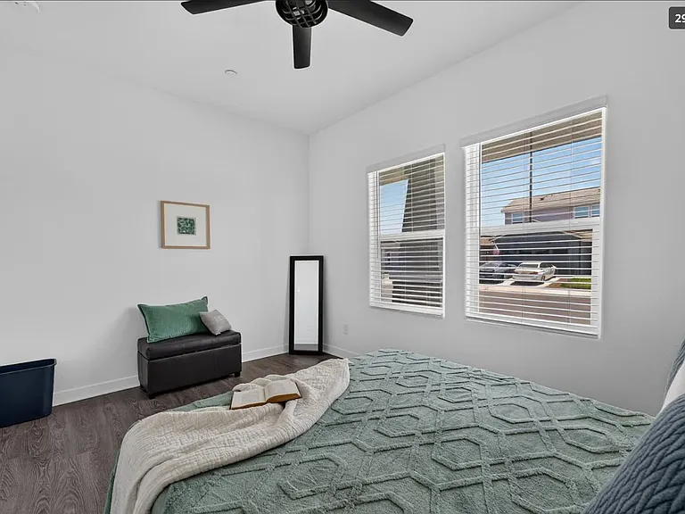 1113 Elm Terrace Way — Photo 10