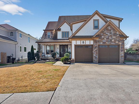 2nd image of 8106 Savannah Bay Dr