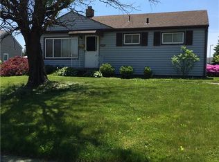 2303 Chaney Cir, Youngstown, OH 44509