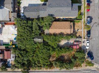 1664 E 68th St, Los Angeles, CA 90001