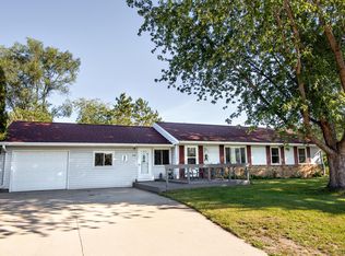 3143 Scarlett Dr, La Crosse, WI 54601