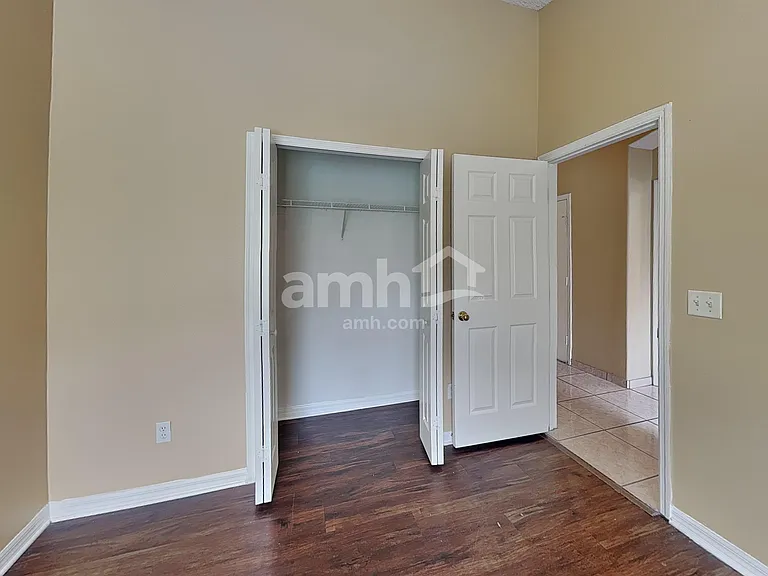 7964 Oakstone Ct — Photo 18