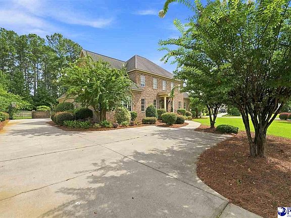 3rd image of 702 Black Friars Ct