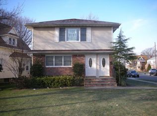 2162 Brooklyn Ave APT B, Merrick, NY 11566