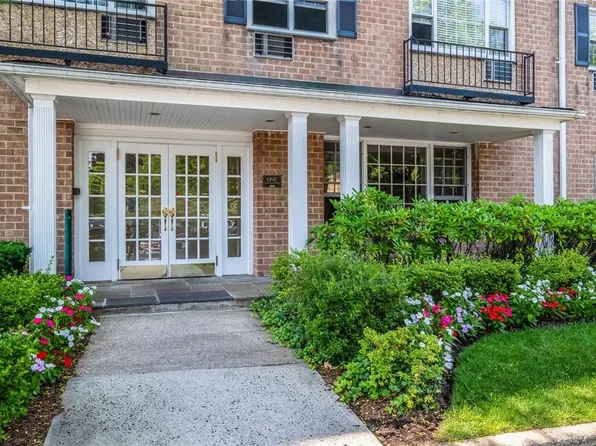 1 Consulate Drive #2L, Tuckahoe, NY 10707