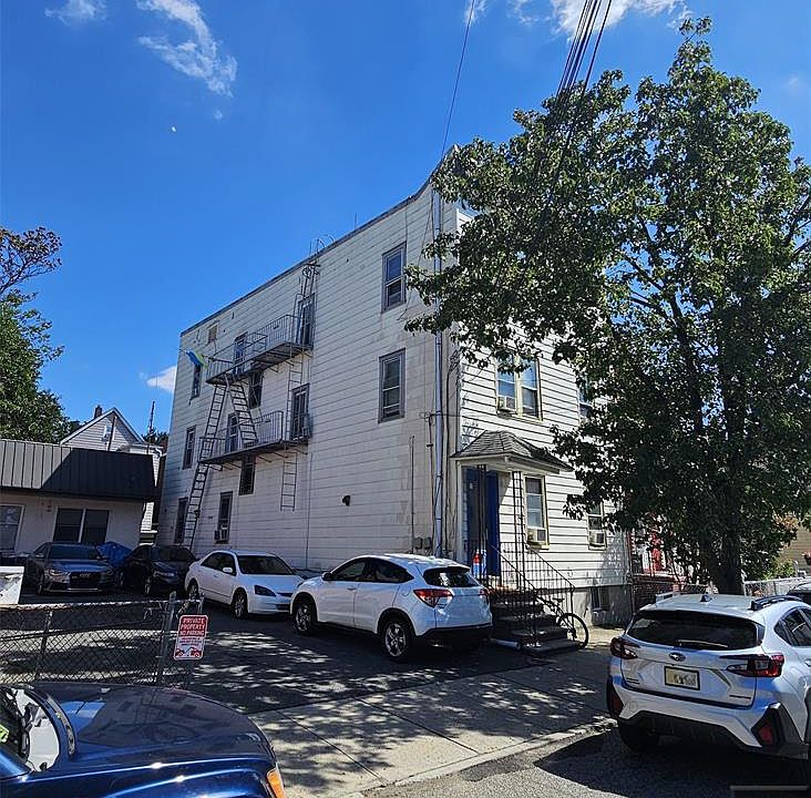 1st image of 27 Milosh Street