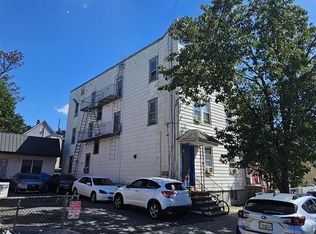 27 Milosh St, Clifton, NJ 07011