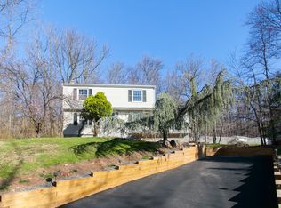 1 Remrose Ledge, Green Brook, NJ 08812
