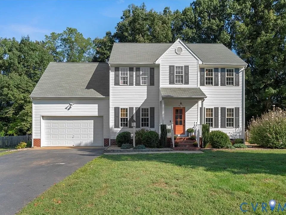 1206 Archie Ln