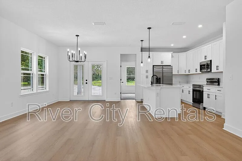 3 bed, 2.0 bath, 1515 sqft, $1,775 — Photo 3