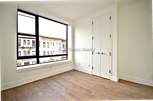 Rented by Sam Tabak | media 16