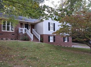 6413 Valley Estates Dr, Raleigh, NC 27612