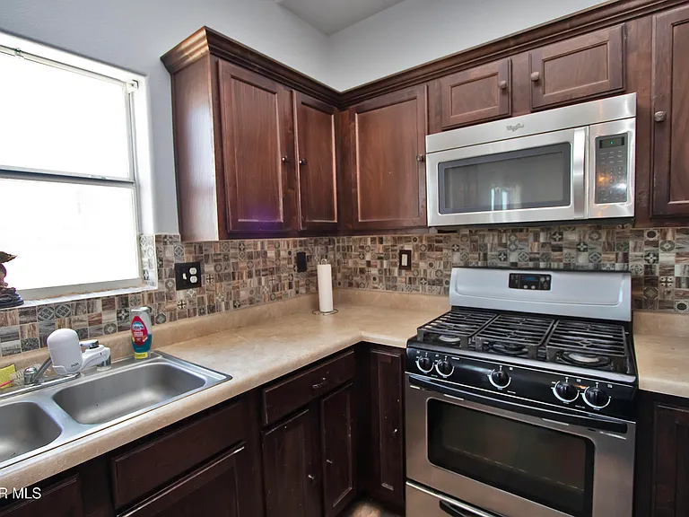 7208 Brick Dust St — Photo 30
