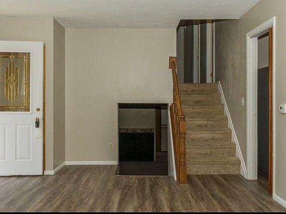 2nd image of 628 Avondale St