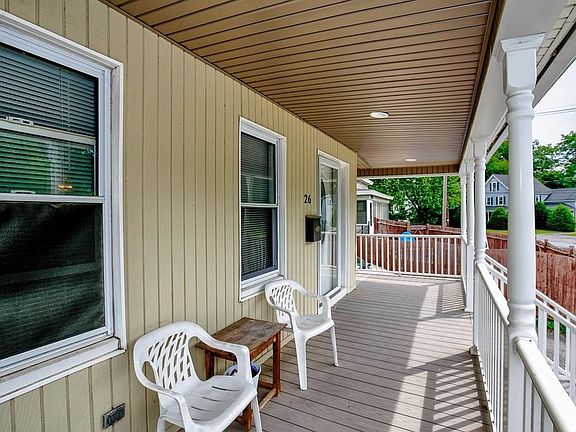 3rd image of 26 Mount Pleasant St