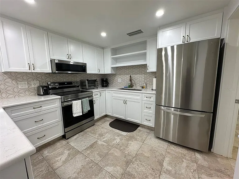1575 Loralin Dr — Photo 10