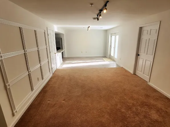 12327 Eugenes Prospect Dr, Bowie, MD 20720