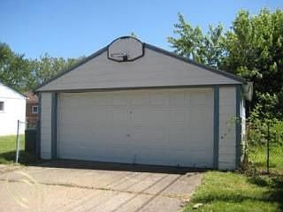5th image of 4902 McKinley St