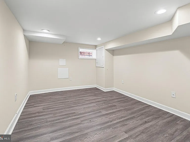 713 N Duncan St — Photo 17