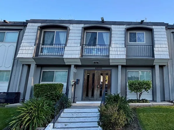22030 Calvert St #2, Woodland Hills, CA 91367